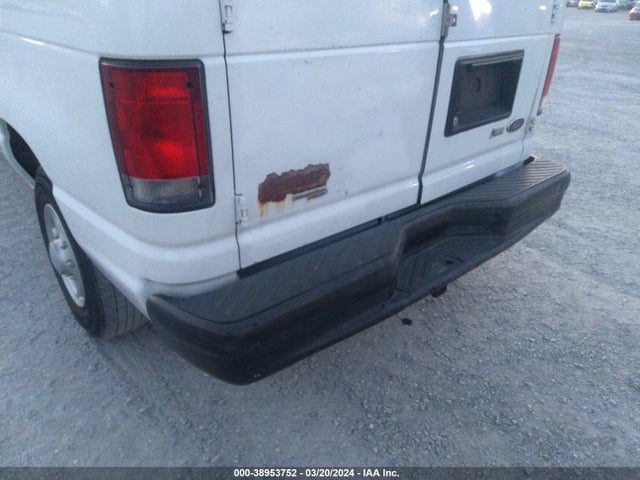Ford E-250 Commercial 2014 1FTNE2EW9EDA22630 Image 18