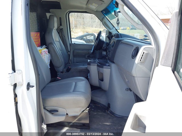 Ford E-250 Commercial 2014 1FTNE2EW9EDA22630 Image 5