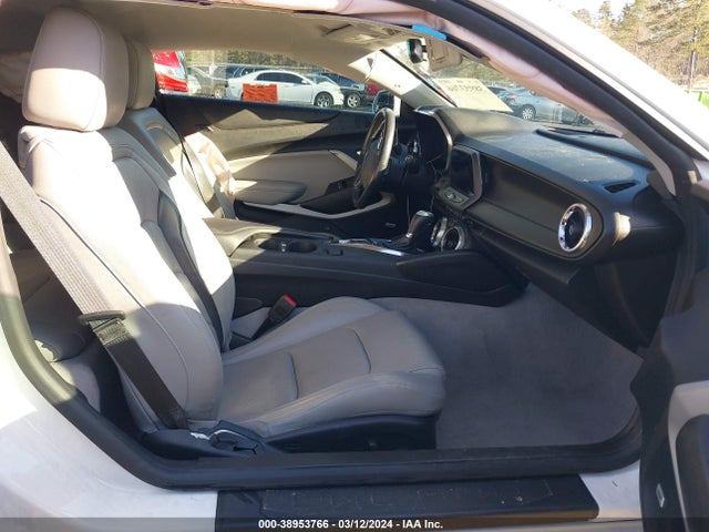 Chevrolet Camaro 2lt 2019 1G1FD1RS2K0122654 Image 8