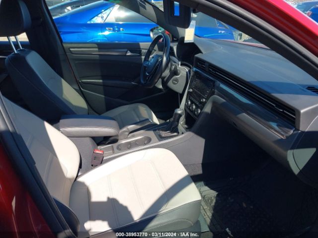 1VWMA7A30MC018645 Volkswagen Passat 2.0t R-line