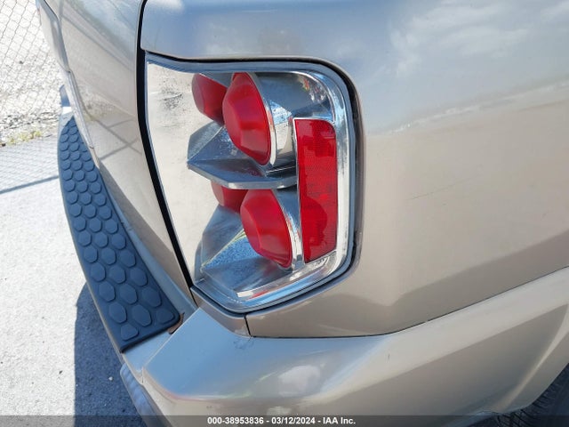 2006 HONDA PILOT EX-L VIN: 5FNYF28586B011951