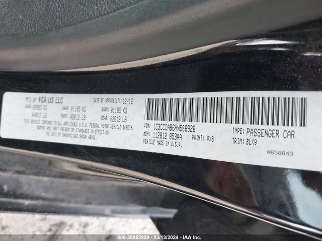 Chrysler 200 Limited Platinum 2017 1C3CCCAB6HN506926 Image 9