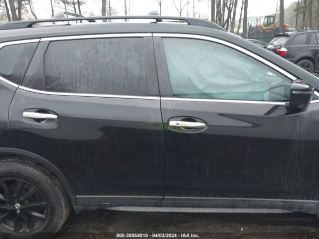 5N1AT2MT8JC750088 Nissan ROGUE SV
