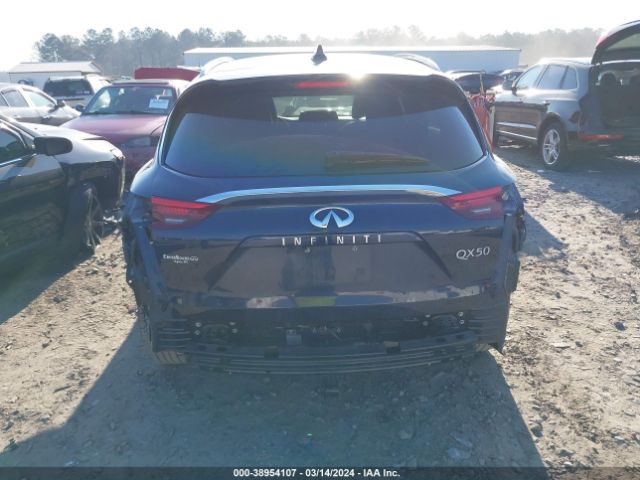 3PCAJ5M37KF106680 Infiniti Qx50 Essential