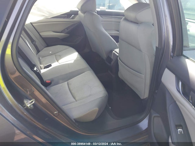 Honda ACCORD LX 2019 1HGCV1F1XKA114834 Image 8