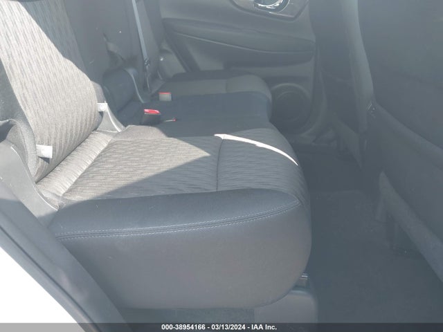 Nissan ROGUE SV 2017 5N1AT2MV7HC872761 Image 8