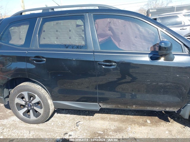 Subaru Forester 2.5i Premium 2018 JF2SJAEC8JH508669 Image 13