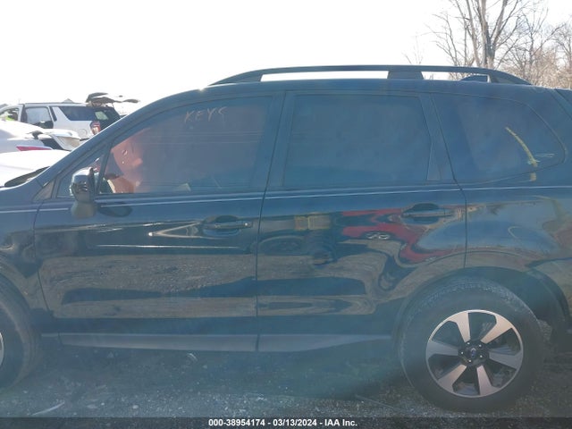 Subaru Forester 2.5i Premium 2018 JF2SJAEC8JH508669 Image 14