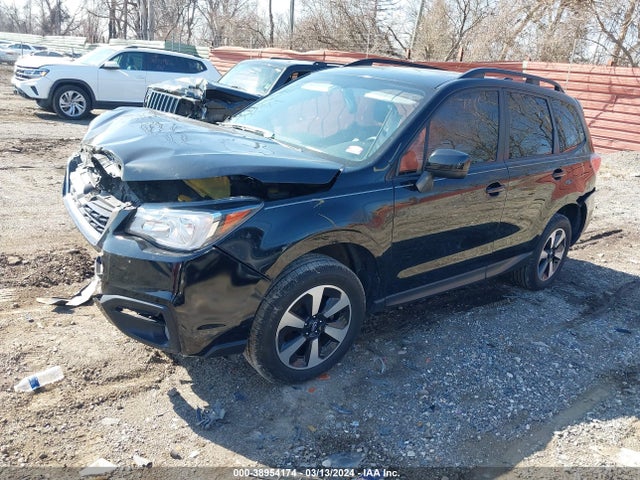 Subaru Forester 2.5i Premium 2018 JF2SJAEC8JH508669 Image 2