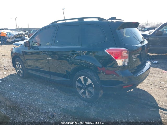 Subaru Forester 2.5i Premium 2018 JF2SJAEC8JH508669 Image 3