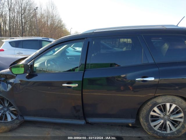 5N1DR2MN4JC665522 Nissan Pathfinder Sv