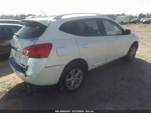 JN8AS5MT9FW162218 Nissan Rogue Select S