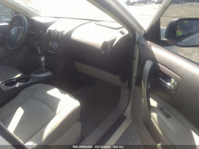 JN8AS5MT9FW162218 Nissan Rogue Select S