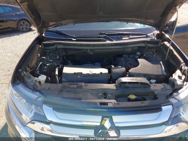 JA4AZ2A36JZ006133 Mitsubishi Outlander Es