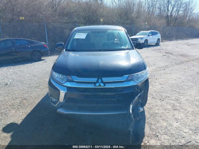 JA4AZ2A36JZ006133 Mitsubishi Outlander Es