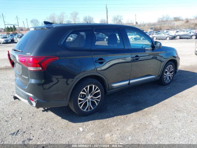 JA4AZ2A36JZ006133 Mitsubishi Outlander Es