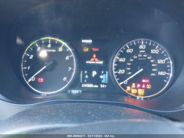 JA4AZ2A36JZ006133 Mitsubishi Outlander Es