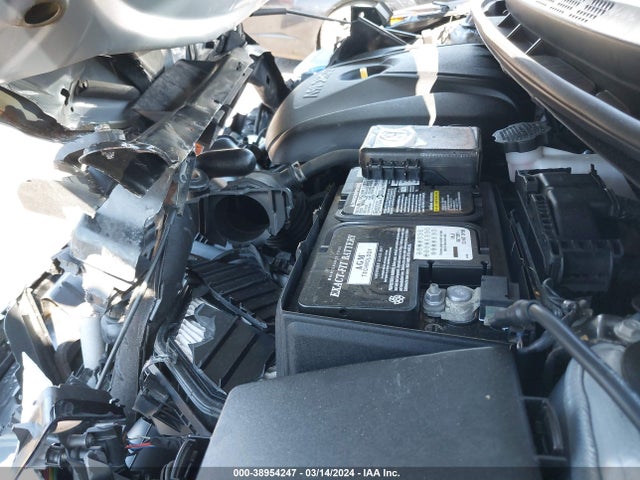 Hyundai ELANTRA SE 2016 5NPDH4AEXGH763295 Image 10