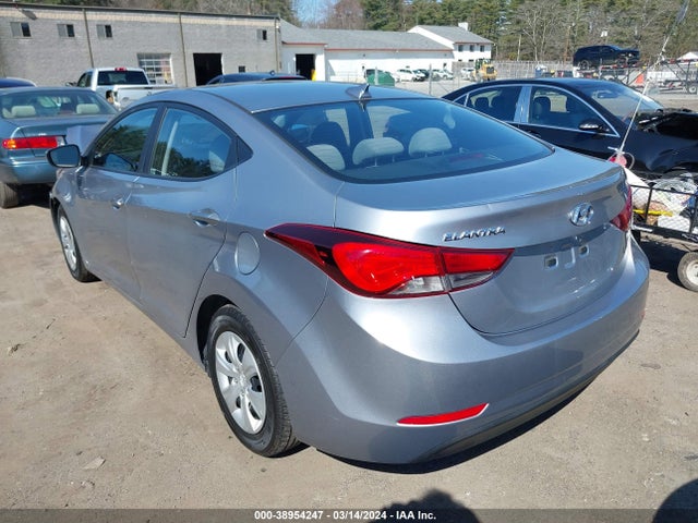 Hyundai ELANTRA SE 2016 5NPDH4AEXGH763295 Image 3