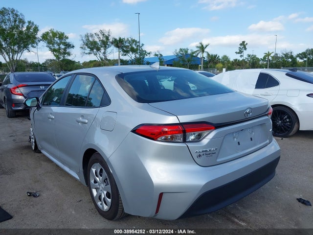 Toyota COROLLA LE 2024 5YFB4MDE0RP100001 Image 3