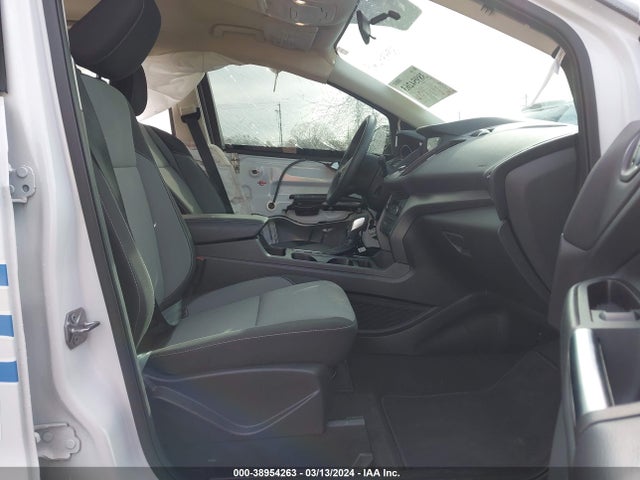 1FMCU0GD0KUA53038 Ford ESCAPE SE