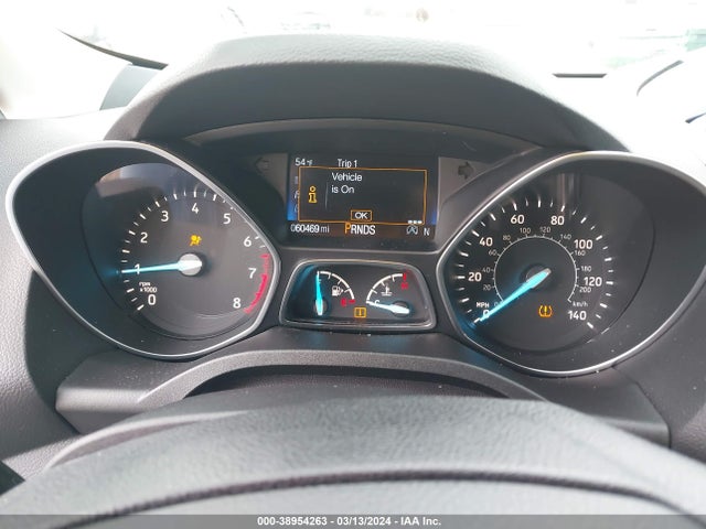 1FMCU0GD0KUA53038 Ford ESCAPE SE