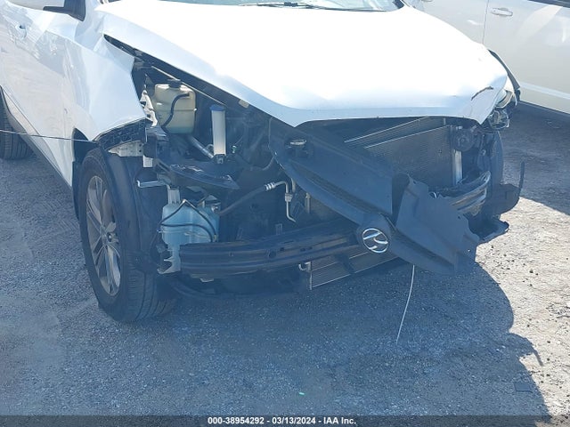 Hyundai TUCSON GLS 2015 KM8JT3AF7FU038340 Image 6