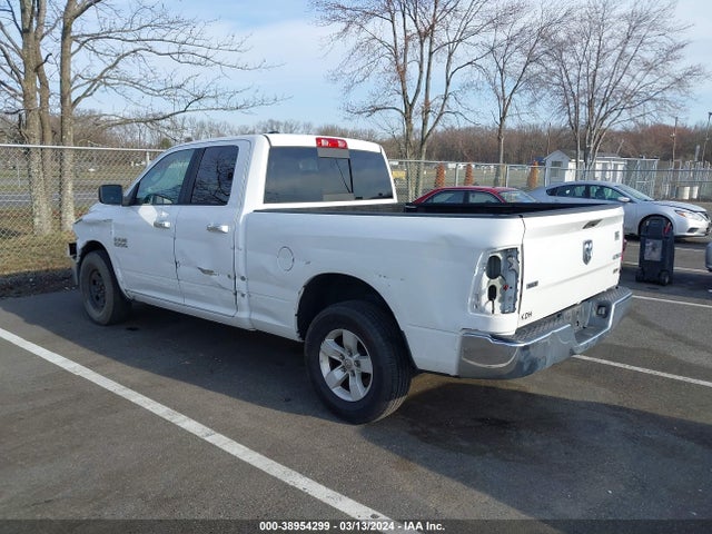 1C6RR7GG6JS127938 RAM 1500 Slt Quad Cab 4x4 6'4 Box