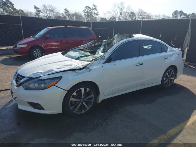 Nissan Altima 2.5 Sr 2017 1N4AL3AP0HC298817 Image 2