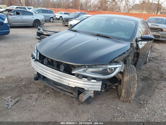 Chrysler 200 Limited 2015 1C3CCCAB5FN748684 Image 6