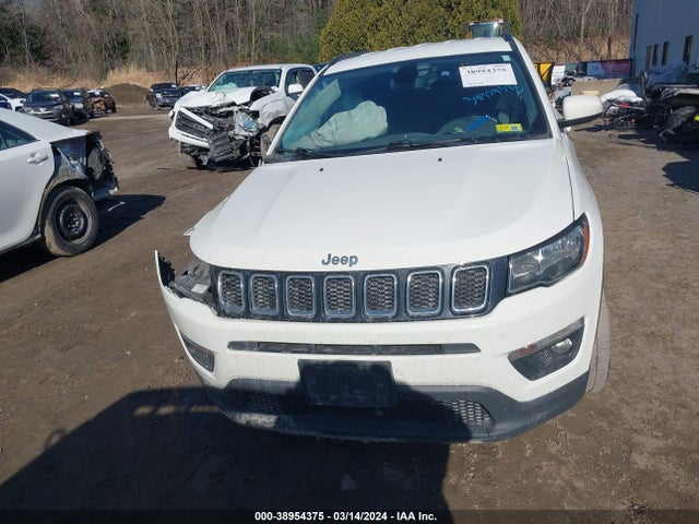 Jeep Compass Latitude 4x4 2019 3C4NJDBB0KT847485 Image 12