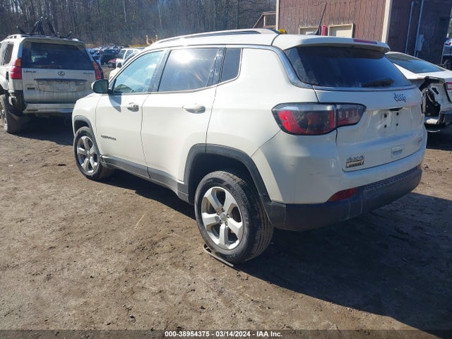 Jeep Compass Latitude 4x4 2019 3C4NJDBB0KT847485 Image 3