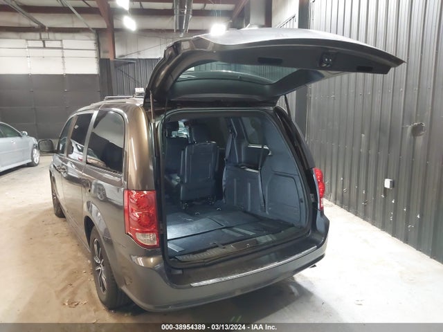 Dodge Grand Caravan Gt 2018 2C4RDGEG4JR297775 Image 3