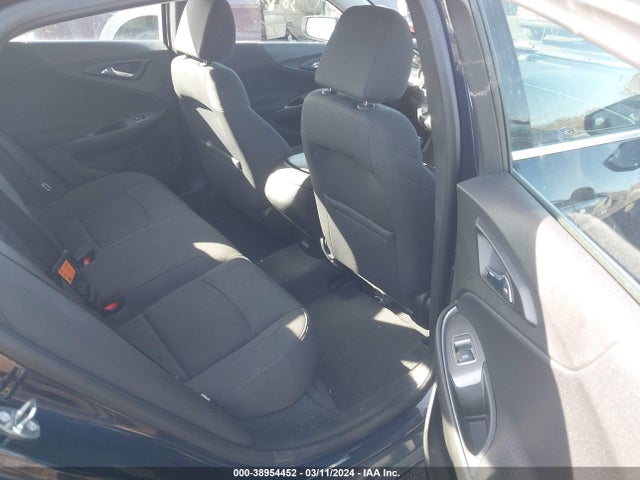 Chevrolet Malibu 1fl 2017 1G1ZC5ST0HF262248 Image 8