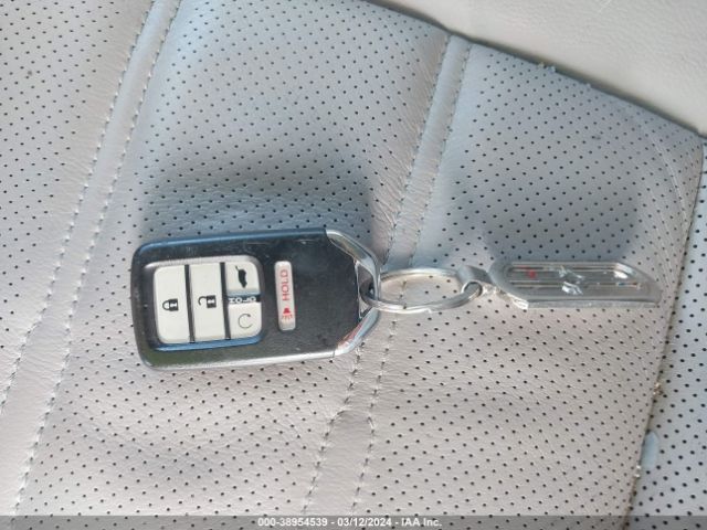 7FARW1H92ME006246 Honda Cr-v 2wd Touring