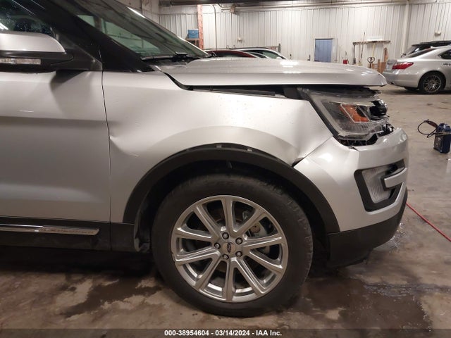 Ford Explorer Limited 2017 1FM5K8F84HGC60489 Image 18