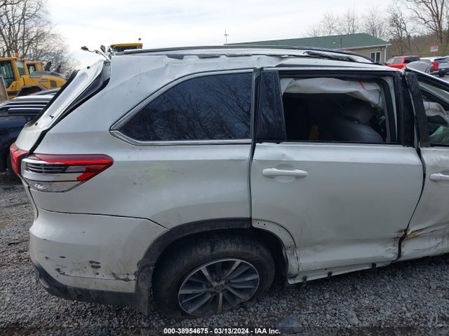 Toyota Highlander Xle 2019 5TDJZRFH0KS627972 Image 15