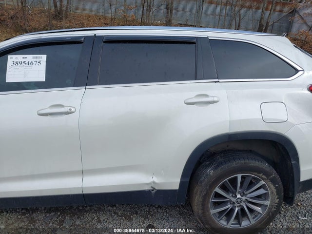 Toyota Highlander Xle 2019 5TDJZRFH0KS627972 Image 16