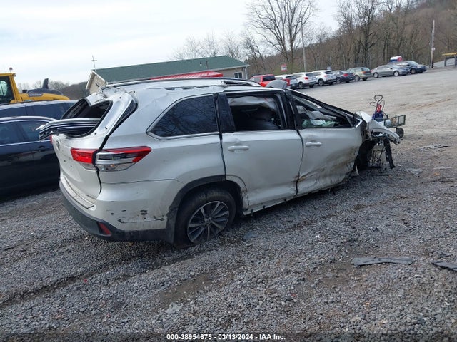Toyota Highlander Xle 2019 5TDJZRFH0KS627972 Image 4