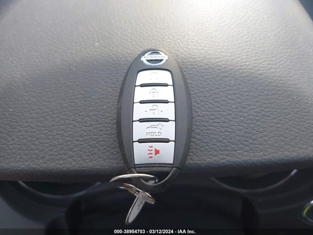Nissan ROGUE SV 2018 5N1AT2MVXJC719913 Image 11