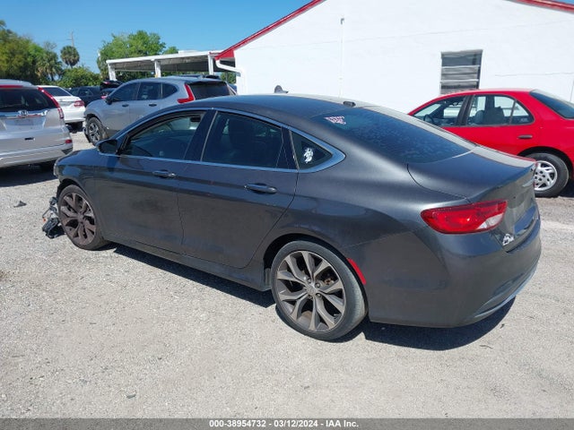 Chrysler 200 C 2015 1C3CCCCB1FN623632 Image 3