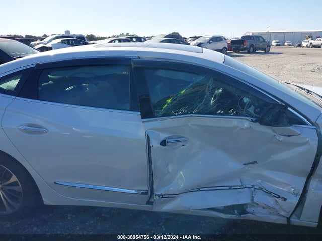 1G4ZP5SSXHU125294 Buick Lacrosse Essence