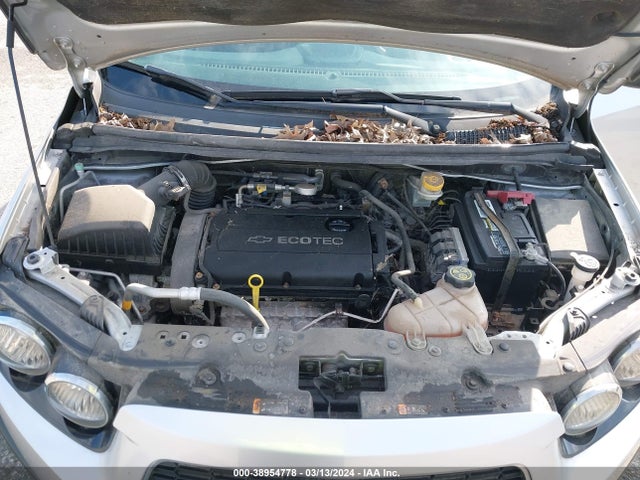 Chevrolet Sonic Lt Auto 2014 1G1JC5SH5E4243274 Image 10
