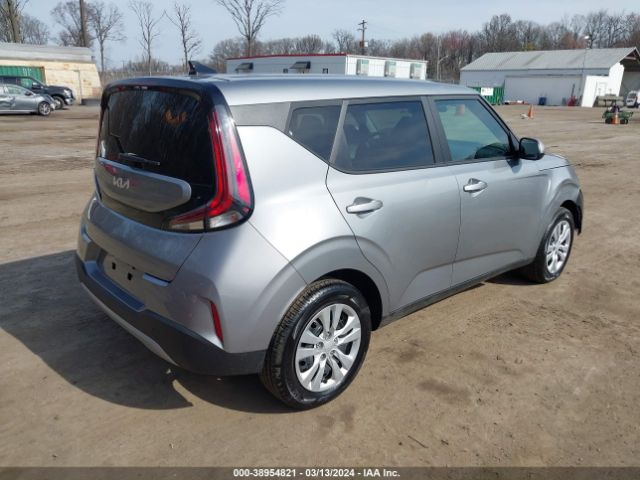 KNDJ23AU8P7846959 KIA SOUL LX