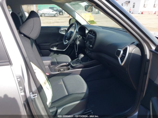 KNDJ23AU8P7846959 KIA SOUL LX