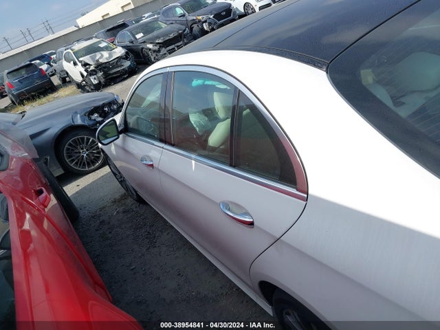 Mercedes-Benz E 350 2022 W1KZF8DB3NB082680 Image 15