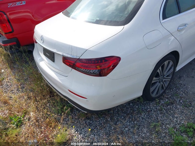Mercedes-Benz E 350 2022 W1KZF8DB3NB082680 Image 17