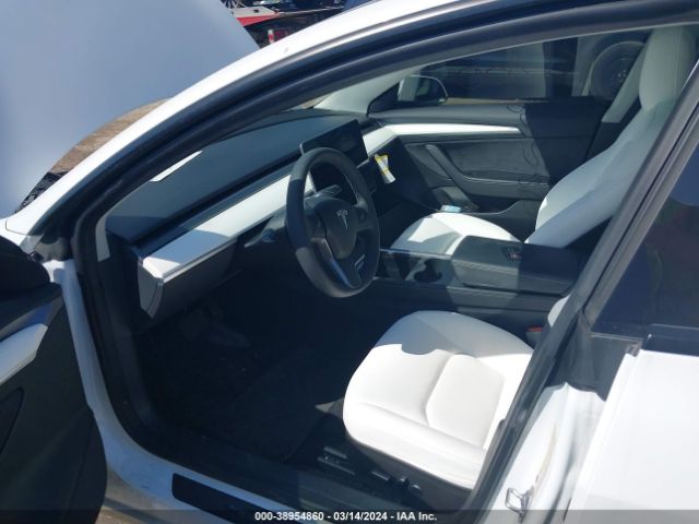 2022 TESLA MODEL 3 5YJ3E1EB2NF110930 Photo 4