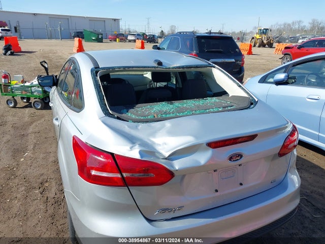 Ford FOCUS SE 2018 1FADP3F27JL215341 Image 6