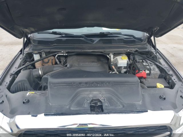 3C6UR5HJ3LG146126 RAM 2500 Tradesman  4x4 8' Box